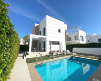 Reventa - Villa independiente - Ciudad Quesada - Doña Pena