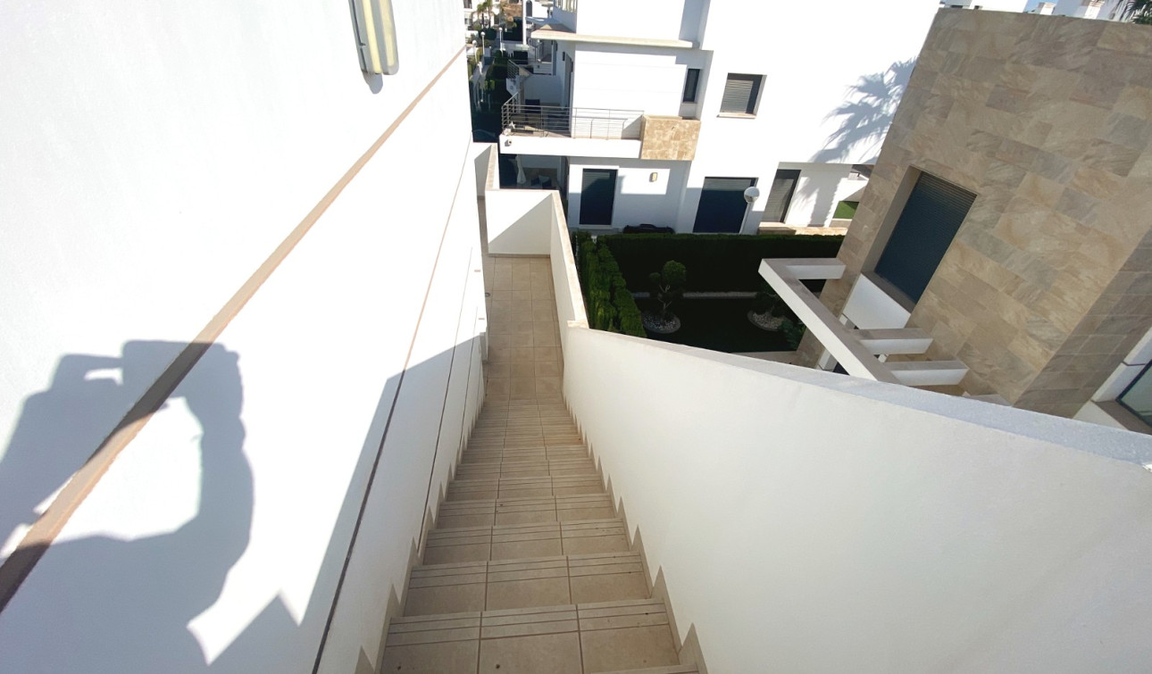 Reventa - Villa independiente - Ciudad Quesada - Doña Pena