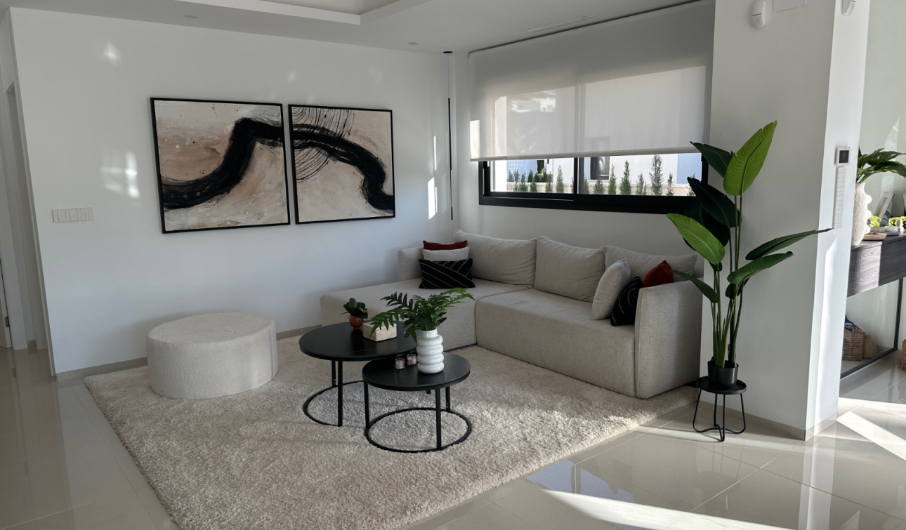 Reventa - Villa independiente - Ciudad Quesada - Doña Pepa