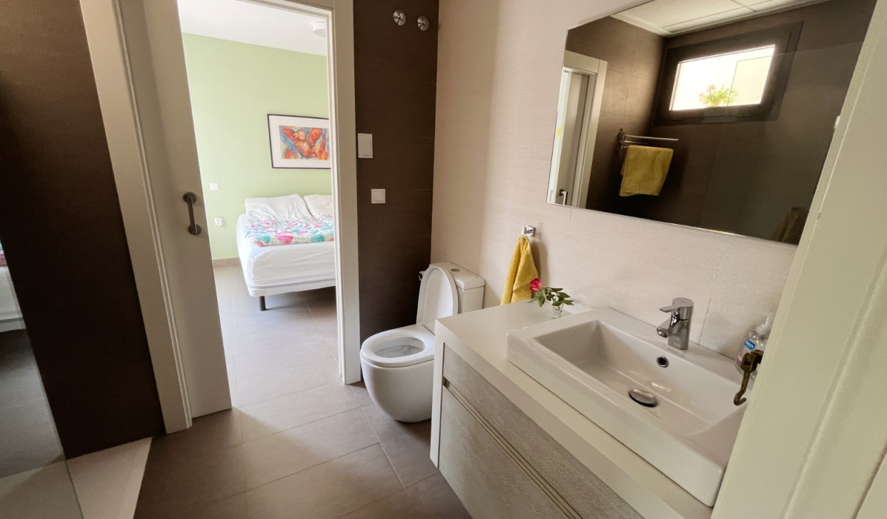 Reventa - Villa independiente - Ciudad Quesada - Pueblo Bravo
