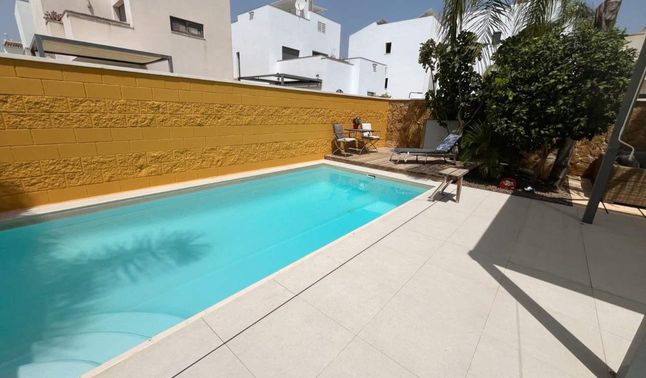 Reventa - Villa independiente - Ciudad Quesada - Pueblo Bravo