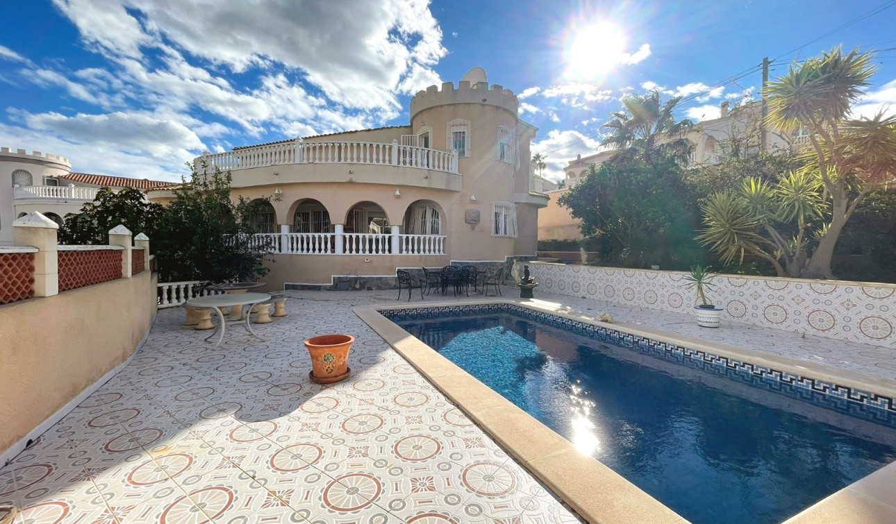 Reventa - Villa independiente - Ciudad Quesada - Upper Golf