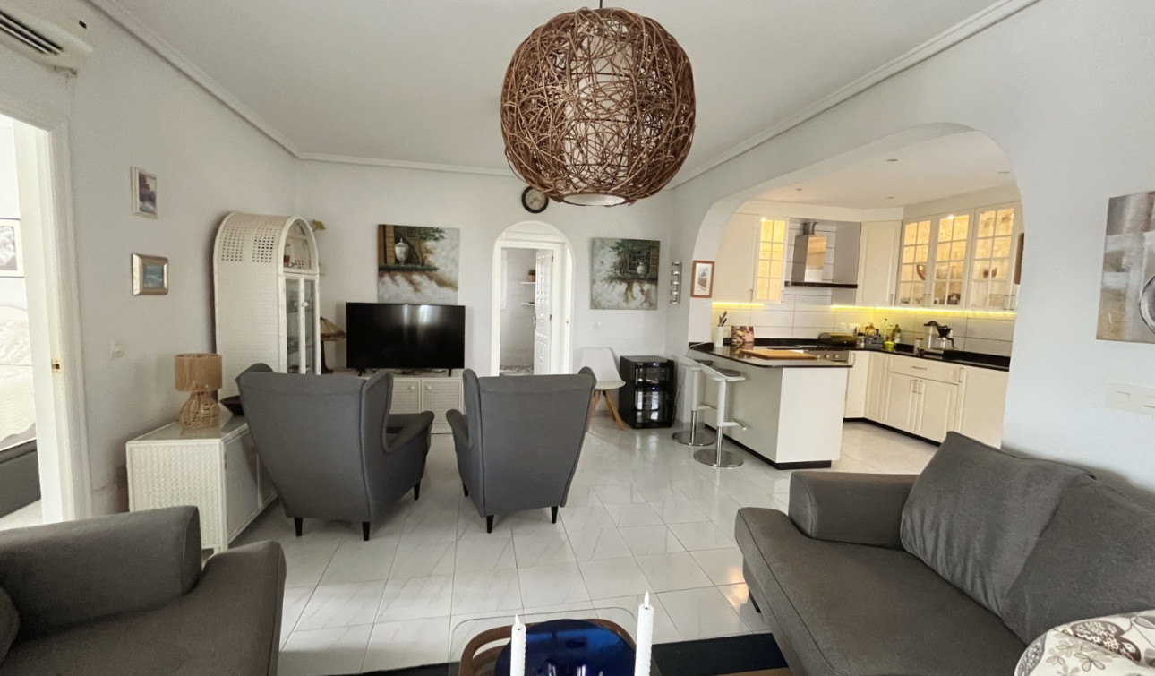 Reventa - Villa independiente - Ciudad Quesada - Upper Golf