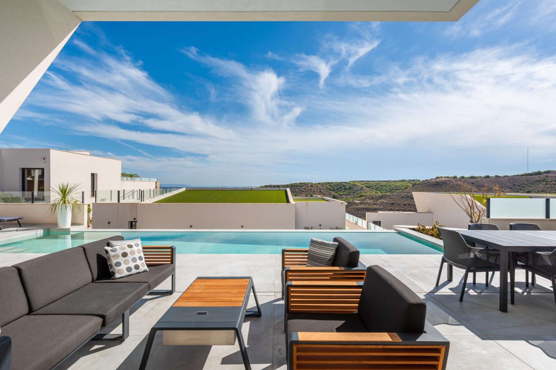 Reventa - Villa independiente - Ciudad Quesada