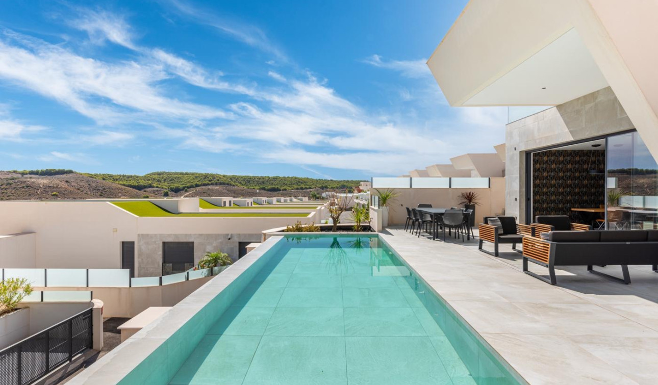 Reventa - Villa independiente - Ciudad Quesada