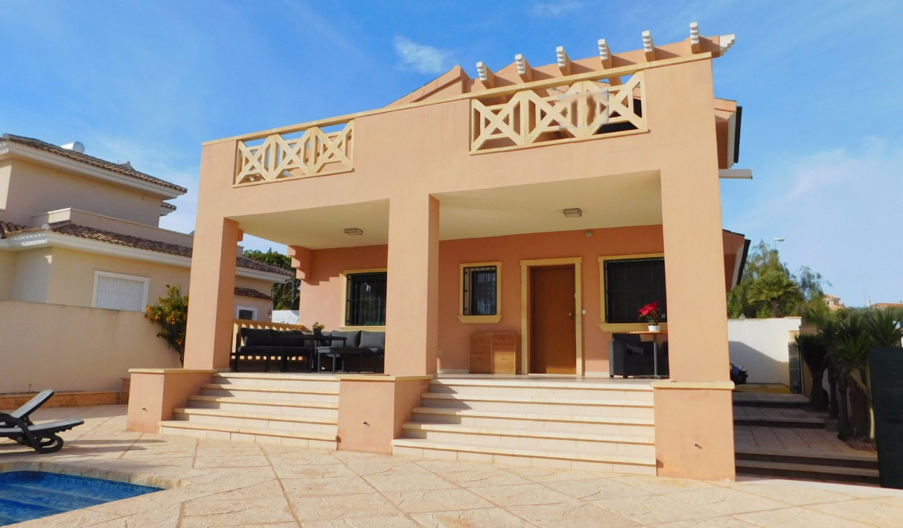 Reventa - Villa independiente - Ciudad Quesada