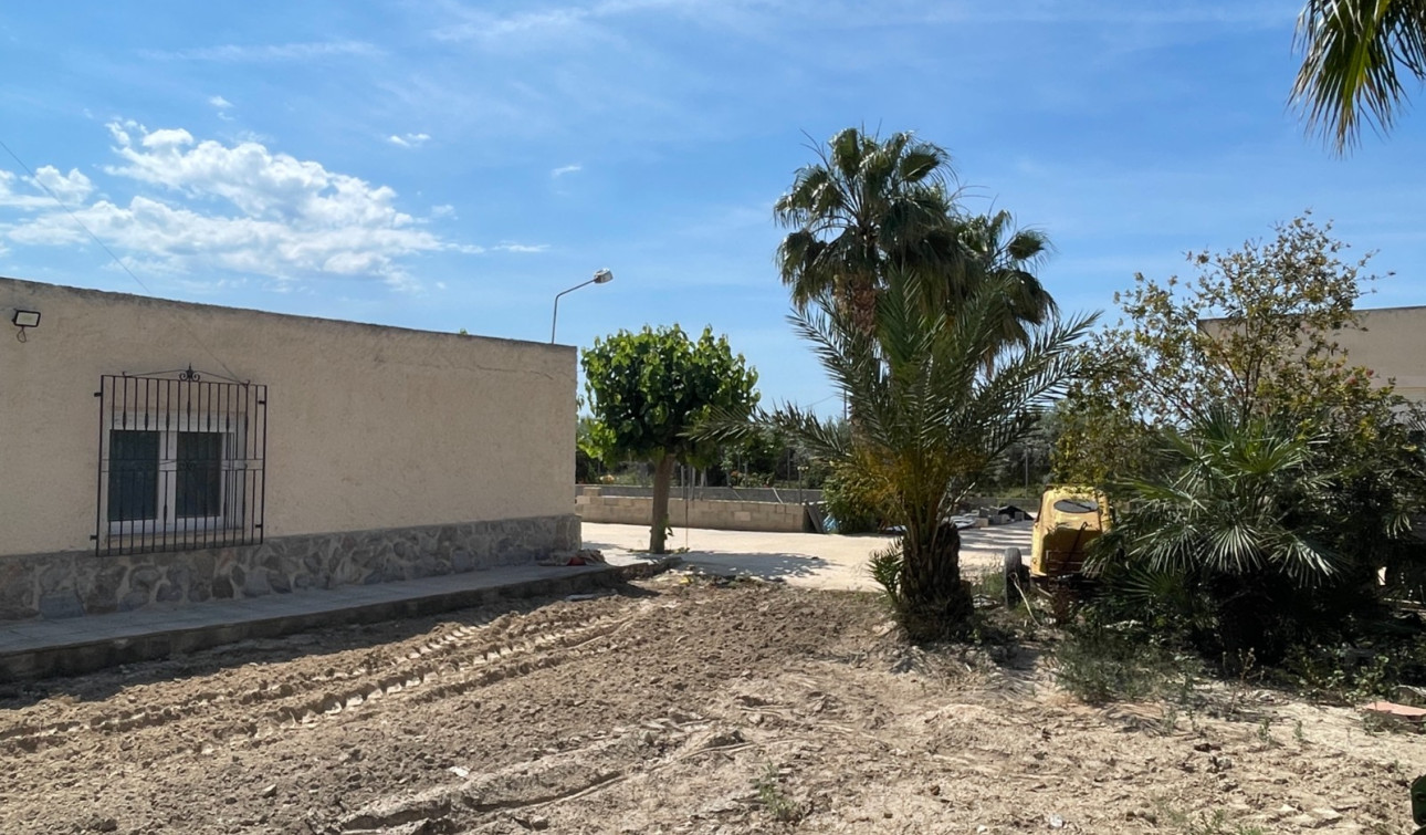 Reventa - Villa independiente - Crevillente