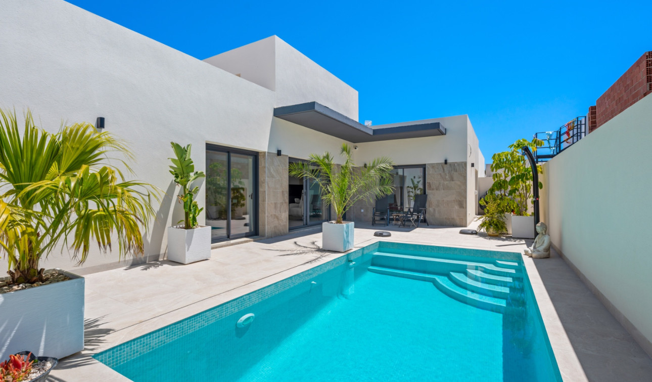 Reventa - Villa independiente - Daya Nueva - Costa Blanca South