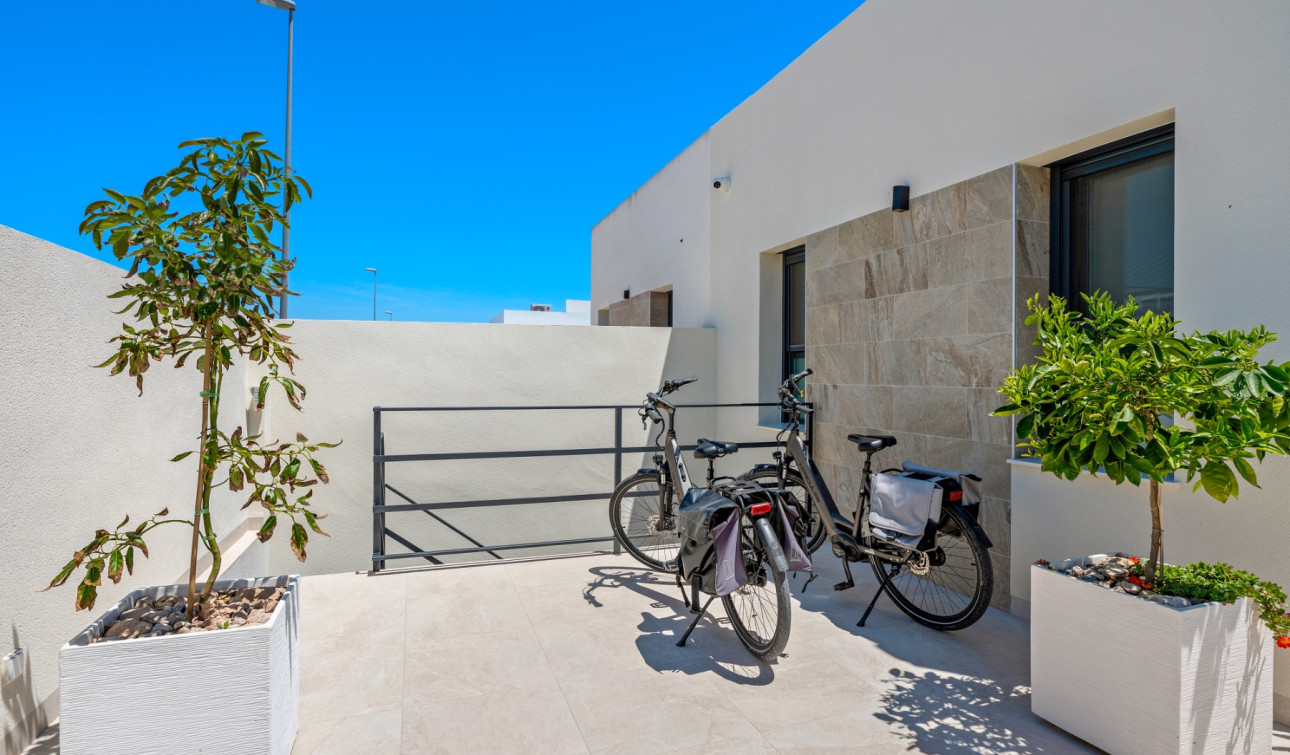 Reventa - Villa independiente - Daya Nueva - Costa Blanca South