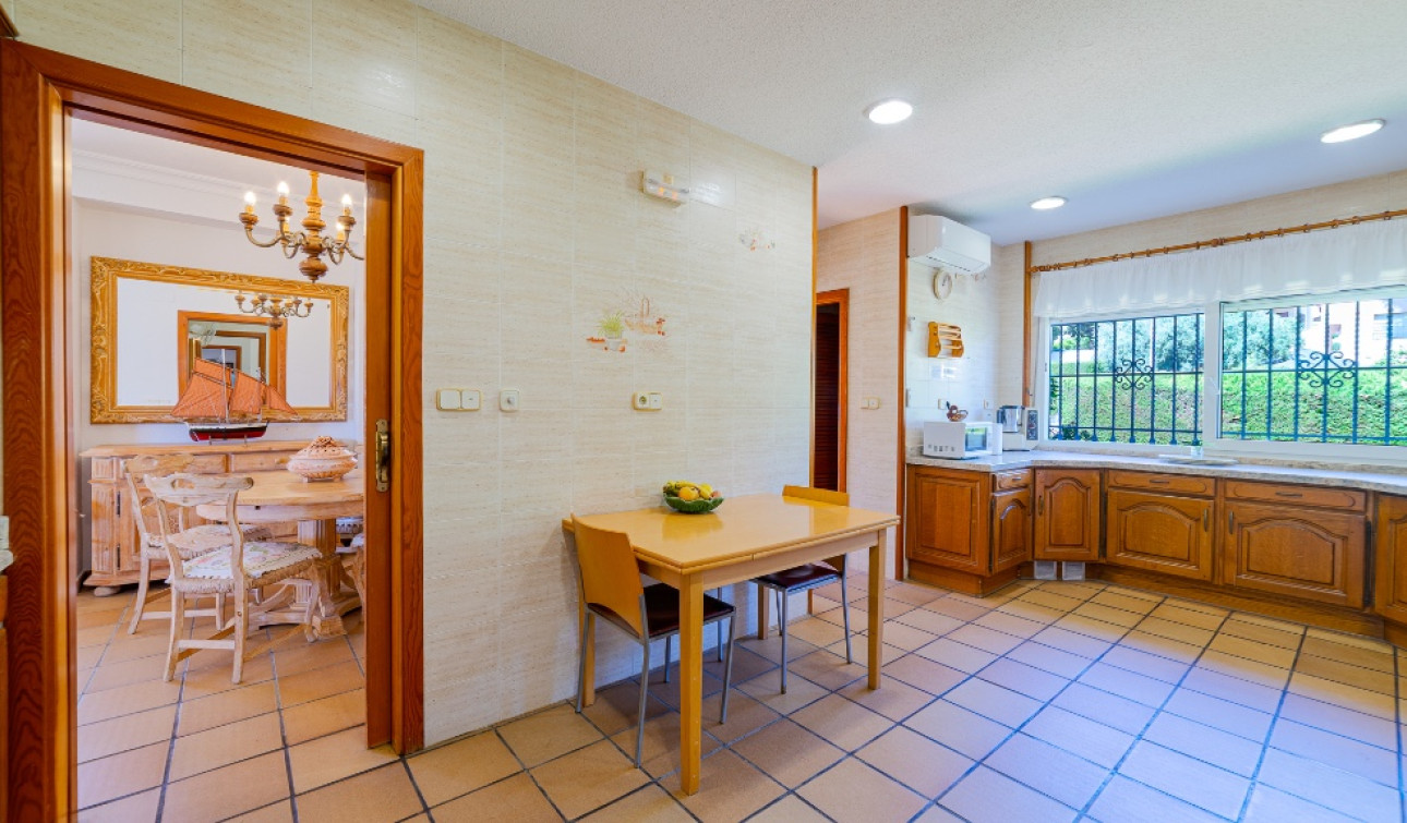 Reventa - Villa independiente - Dehesa de Campoamor - Campoamor