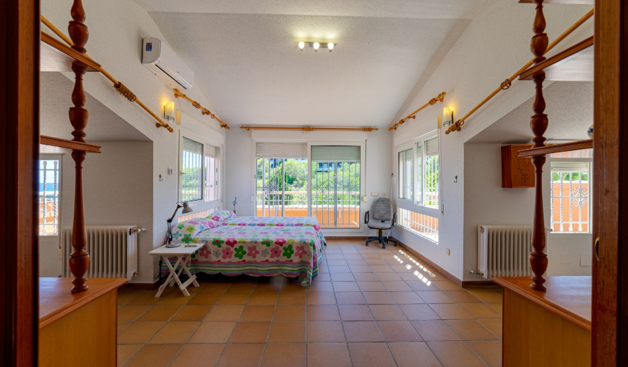 Reventa - Villa independiente - Dehesa de Campoamor - Campoamor
