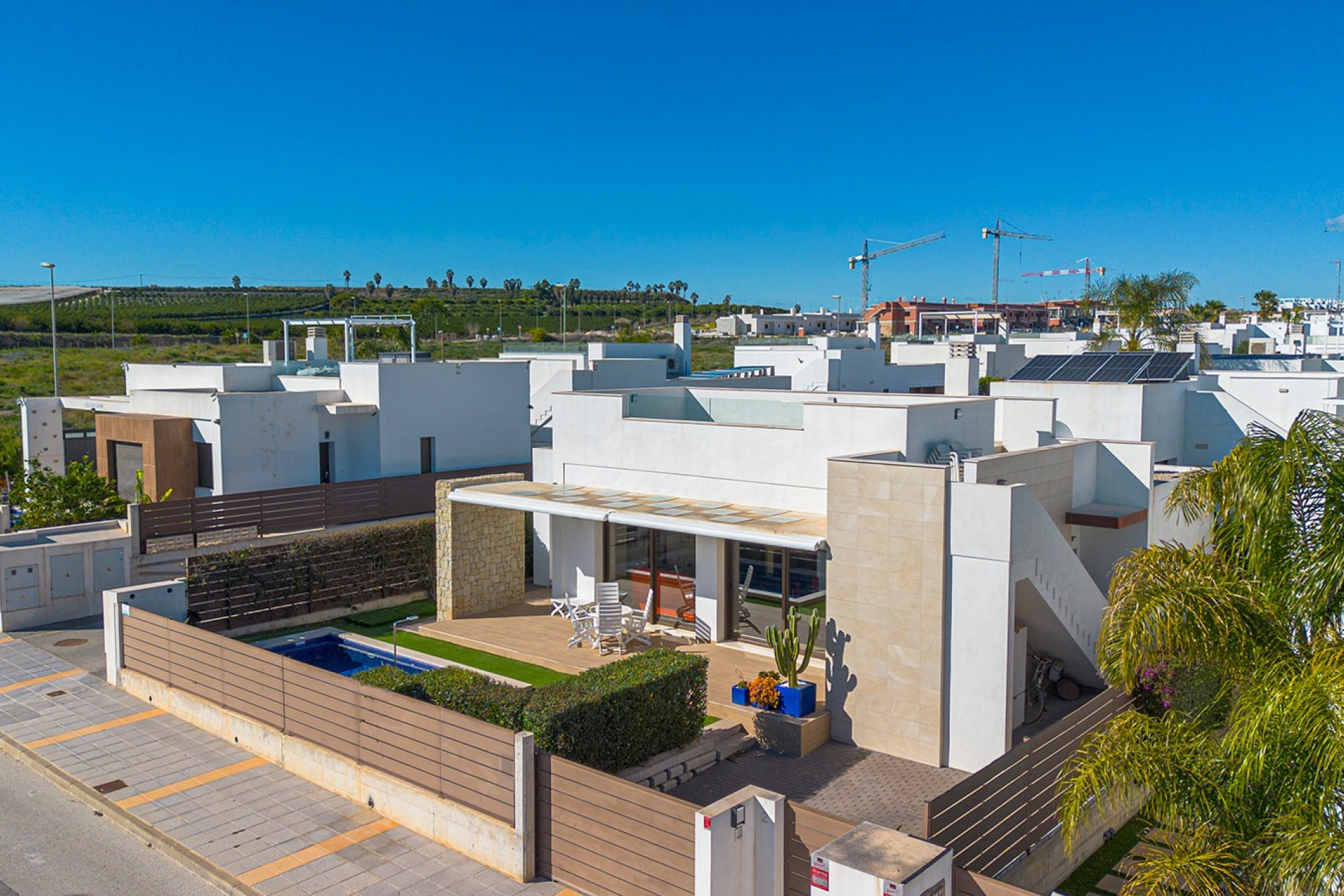 Reventa - Villa independiente - Entre Naranjos - Vistabella Golf