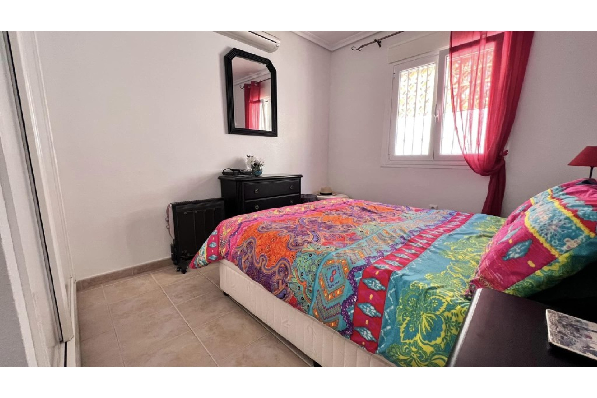 Reventa - Villa independiente - Entre Naranjos