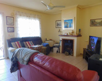 Reventa - Villa independiente - Entre Naranjos