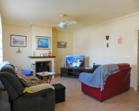 Reventa - Villa independiente - Entre Naranjos