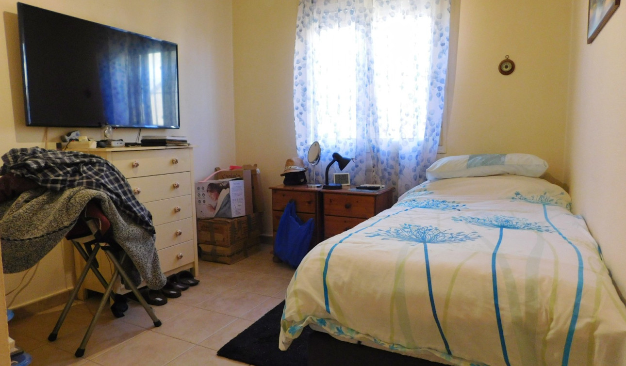 Reventa - Villa independiente - Entre Naranjos