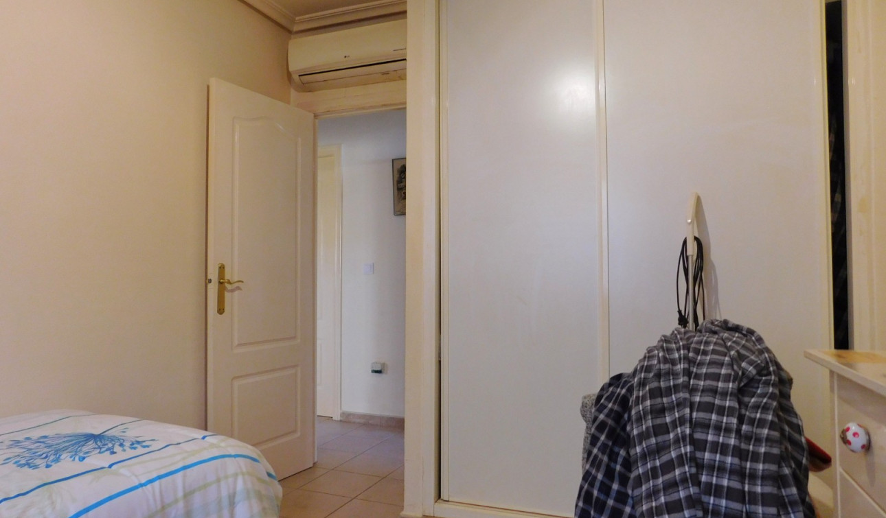 Reventa - Villa independiente - Entre Naranjos