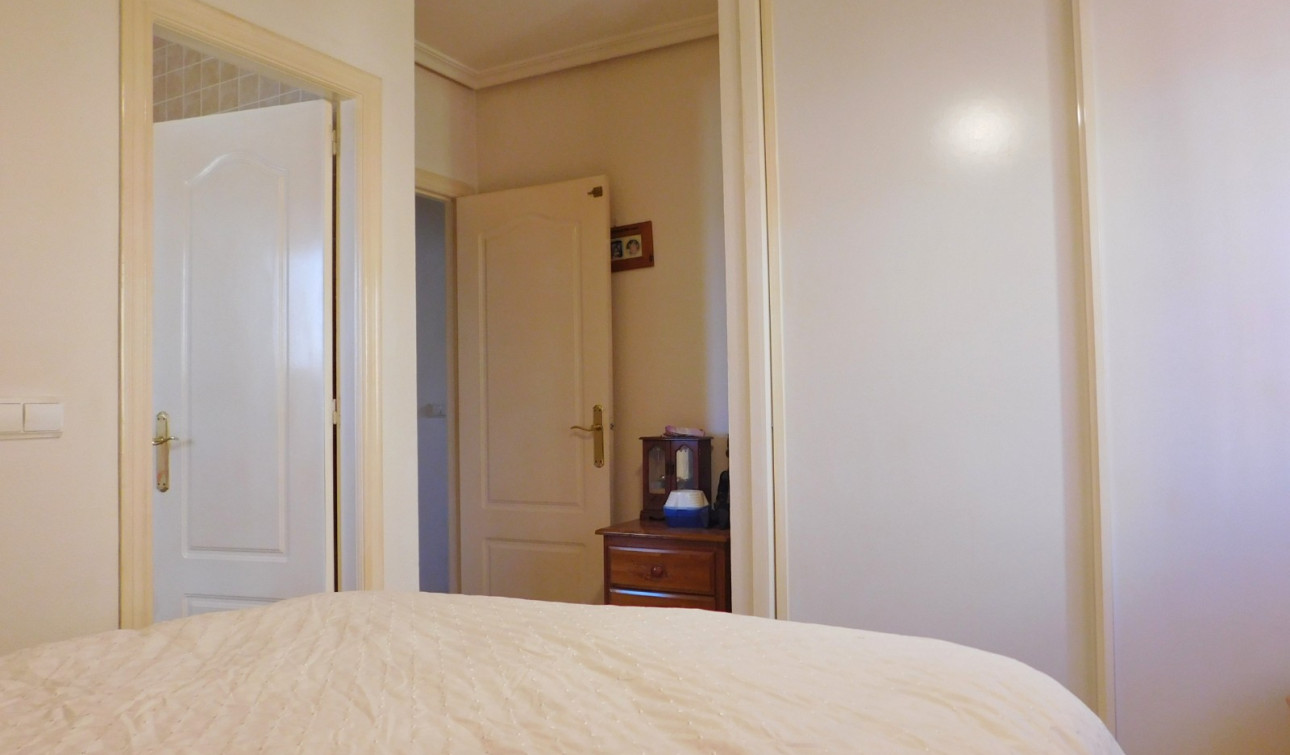 Reventa - Villa independiente - Entre Naranjos