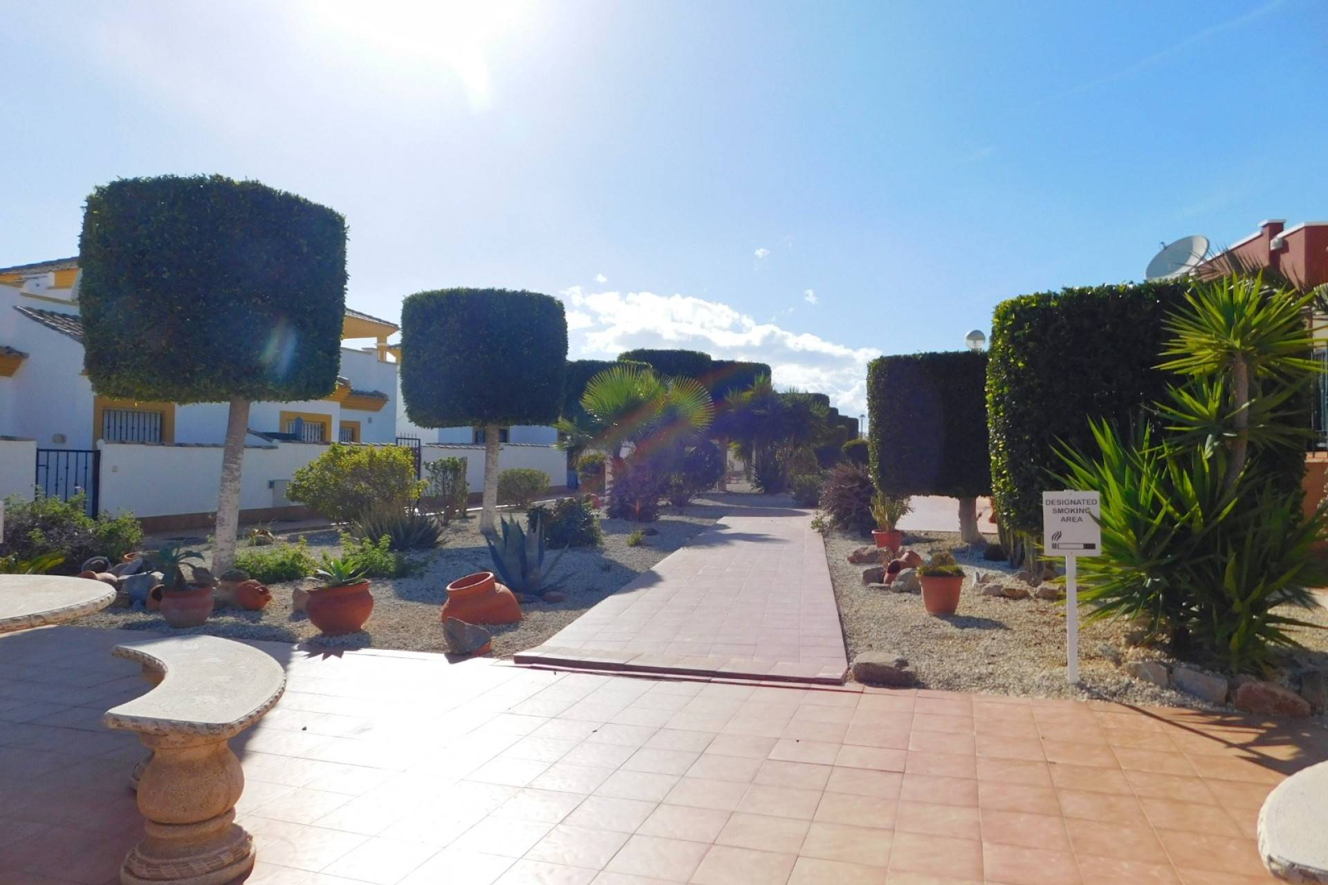 Reventa - Villa independiente - Entre Naranjos