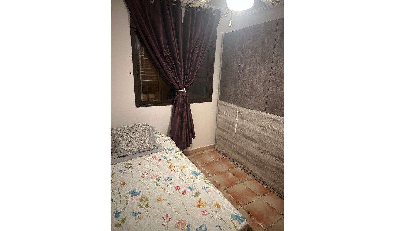 Reventa - Villa independiente - Hondón de las Nieves - Urbaniz La Montañosa