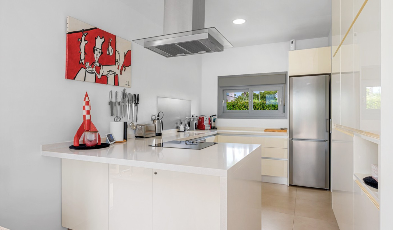 Reventa - Villa independiente - Jacarilla - Vistabella