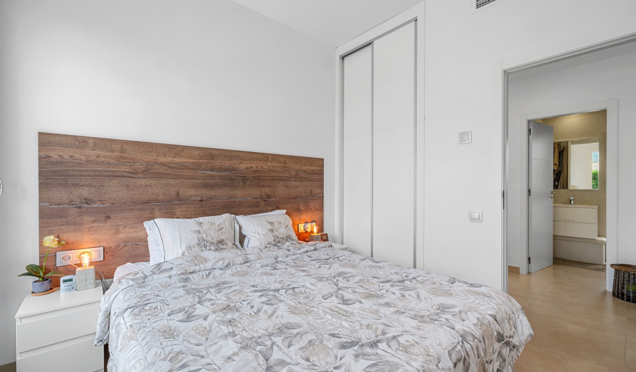 Reventa - Villa independiente - Jacarilla - Vistabella