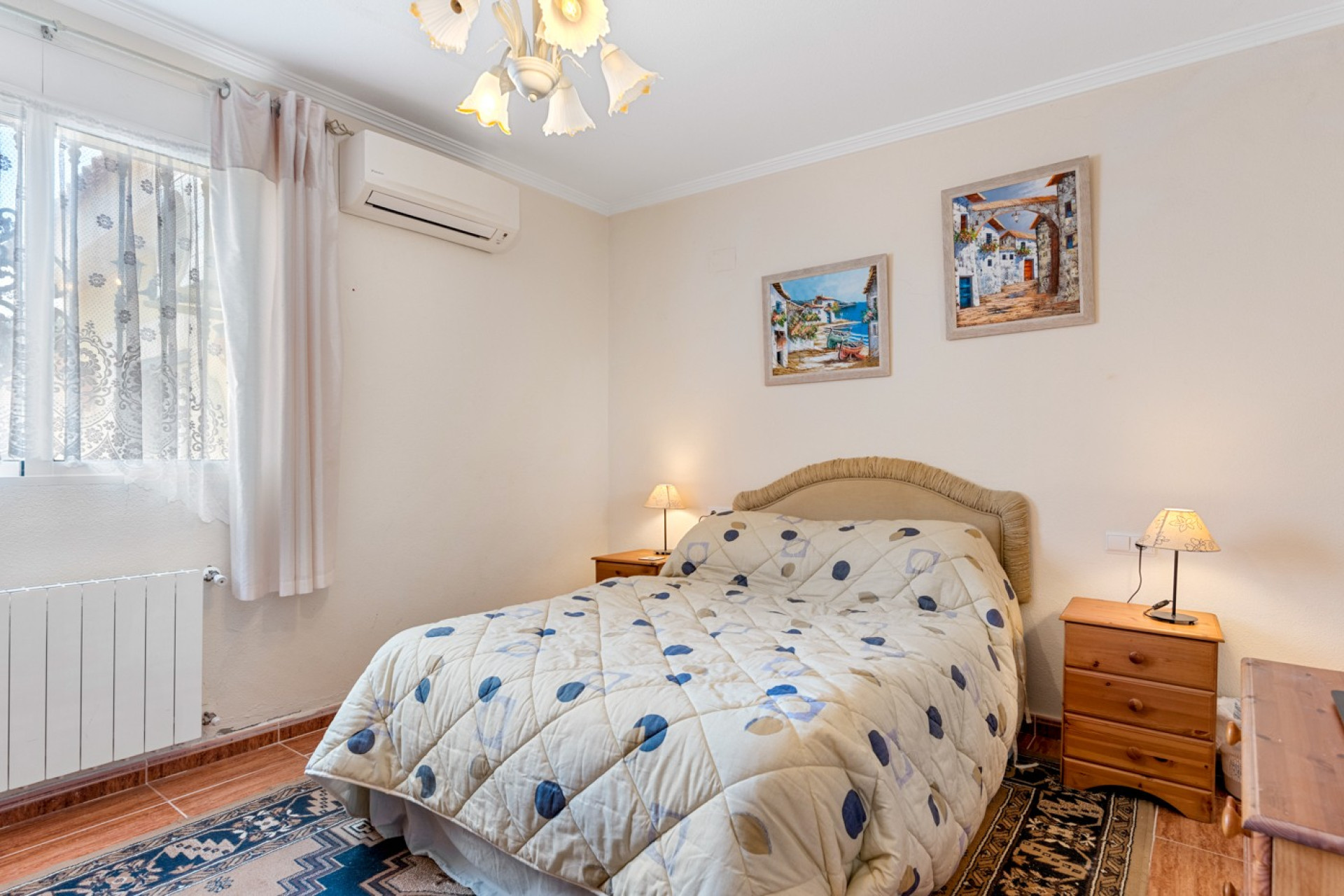 Reventa - Villa independiente - Jacarilla