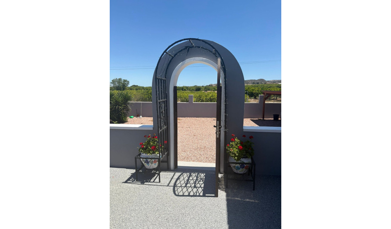 Reventa - Villa independiente - Jacarilla