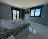 Reventa - Villa independiente - La Mata