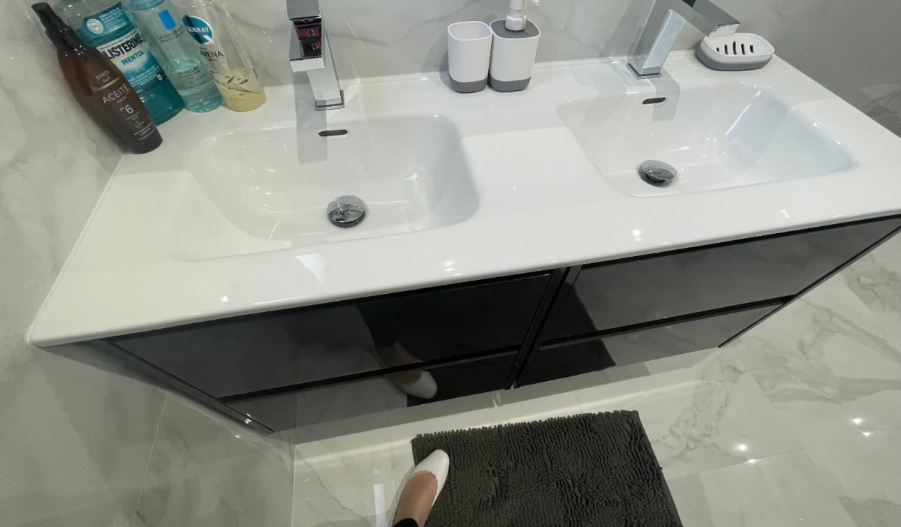 Reventa - Villa independiente - La Mata