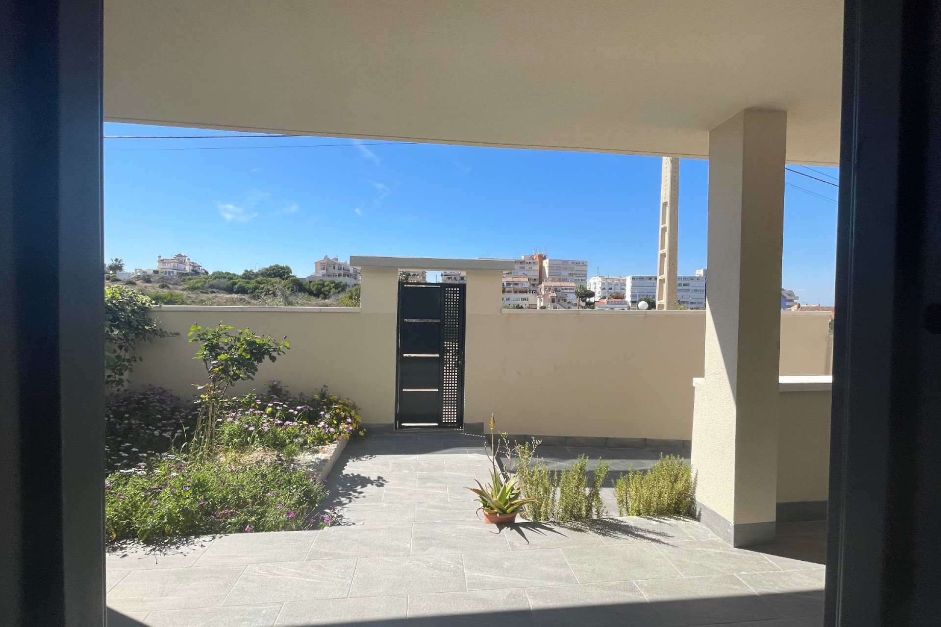 Reventa - Villa independiente - La Mata