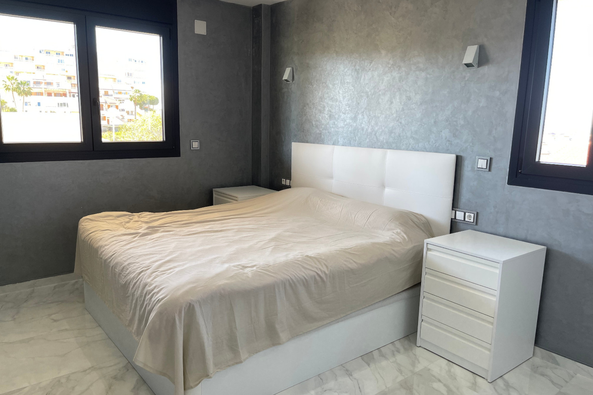 Reventa - Villa independiente - La Mata