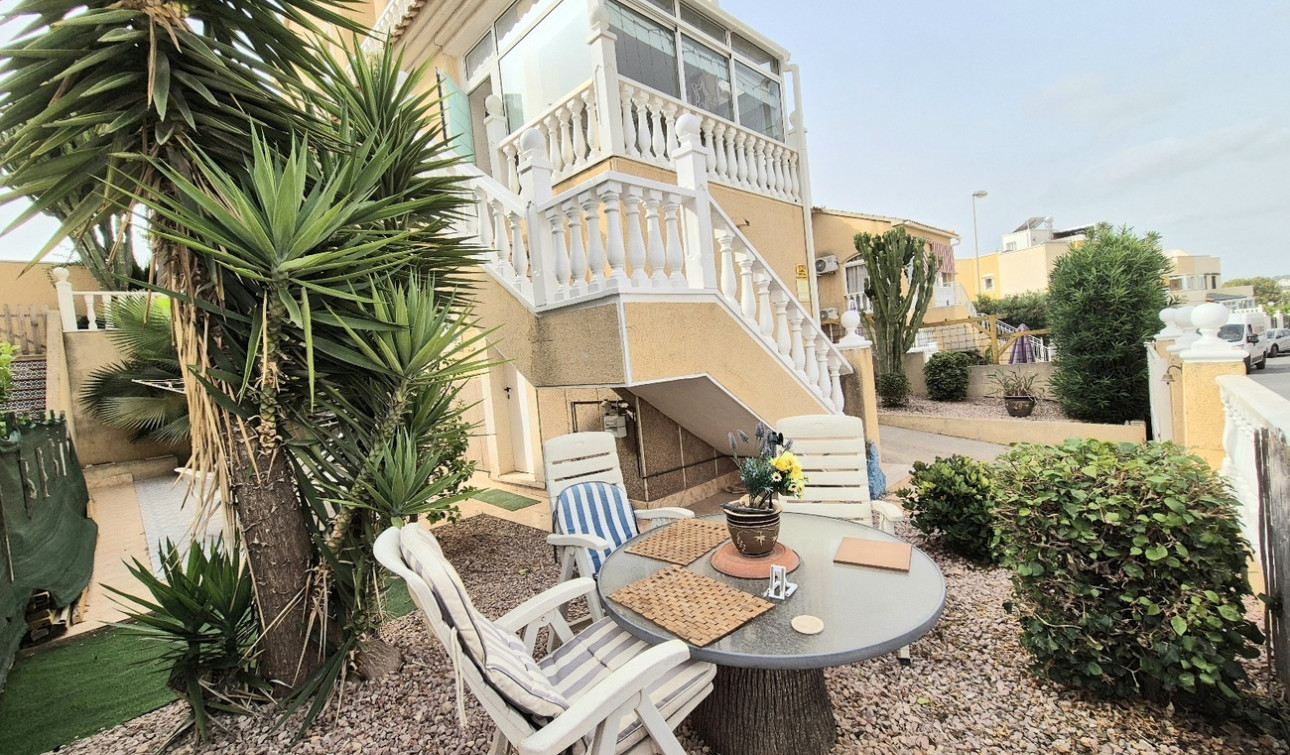 Reventa - Villa independiente - Los Altos - Costa Blanca