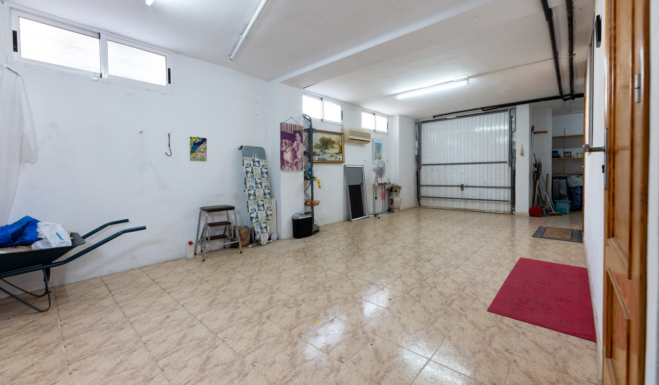 Reventa - Villa independiente - Los Altos