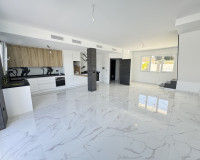 Reventa - Villa independiente - Los Balcones