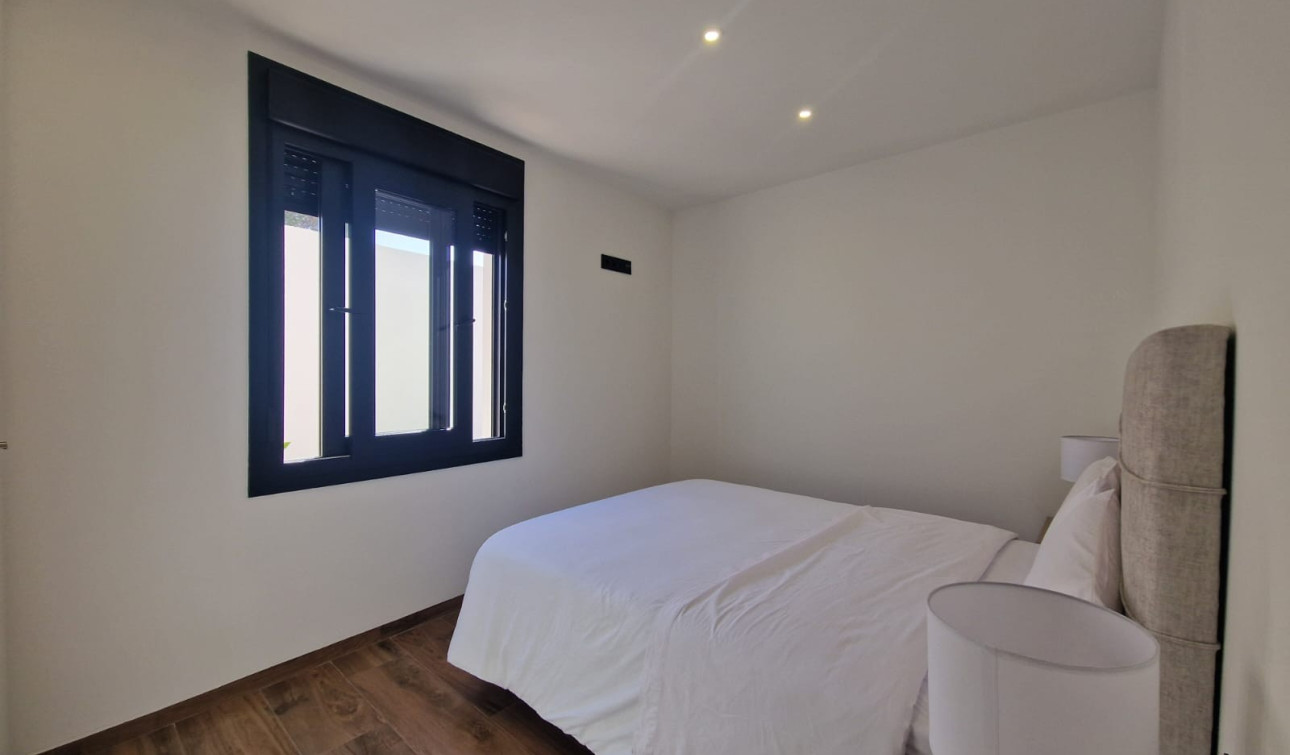 Reventa - Villa independiente - Los Balcones