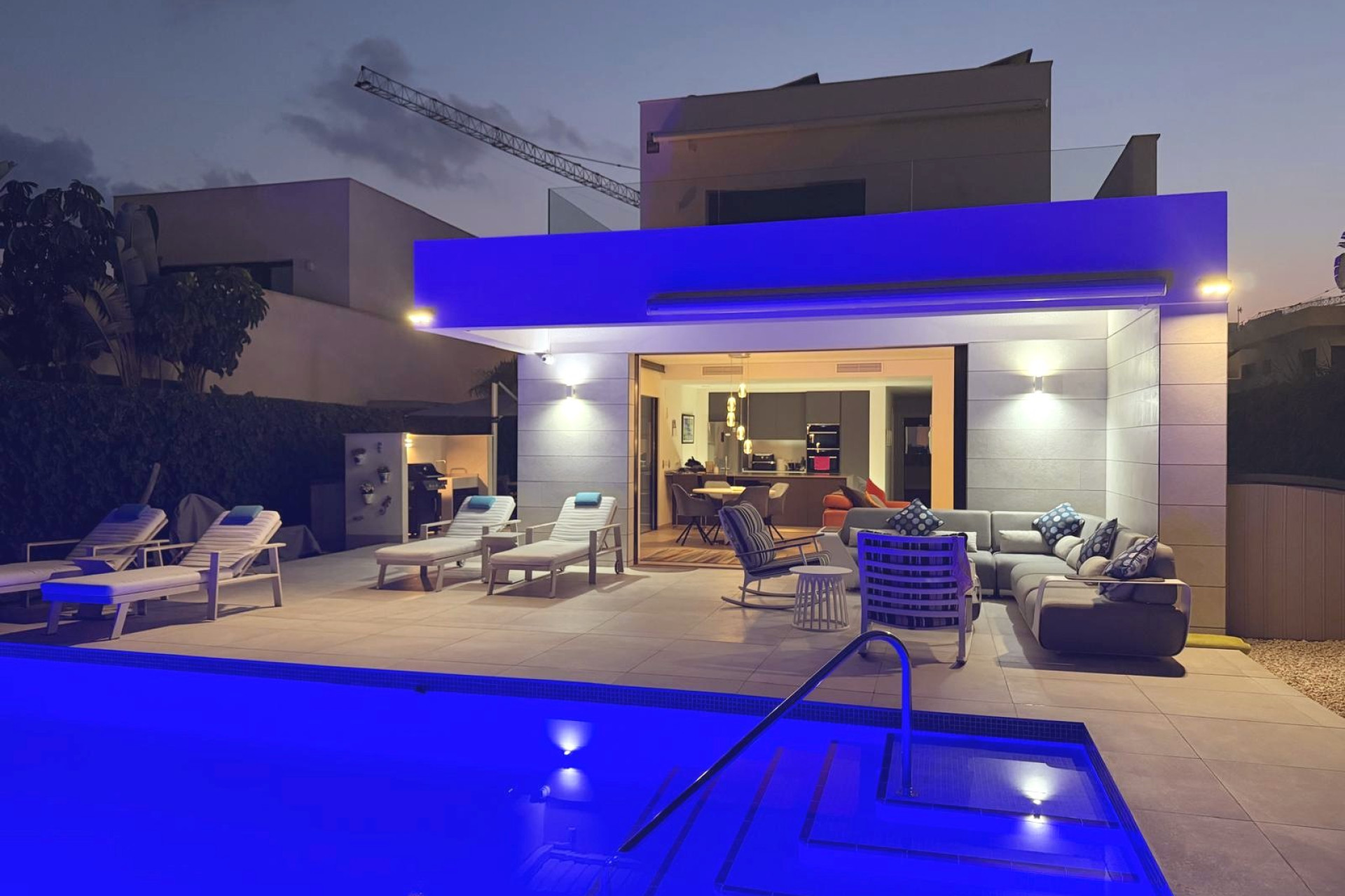 Reventa - Villa independiente - Los Montesinos - La Herrada