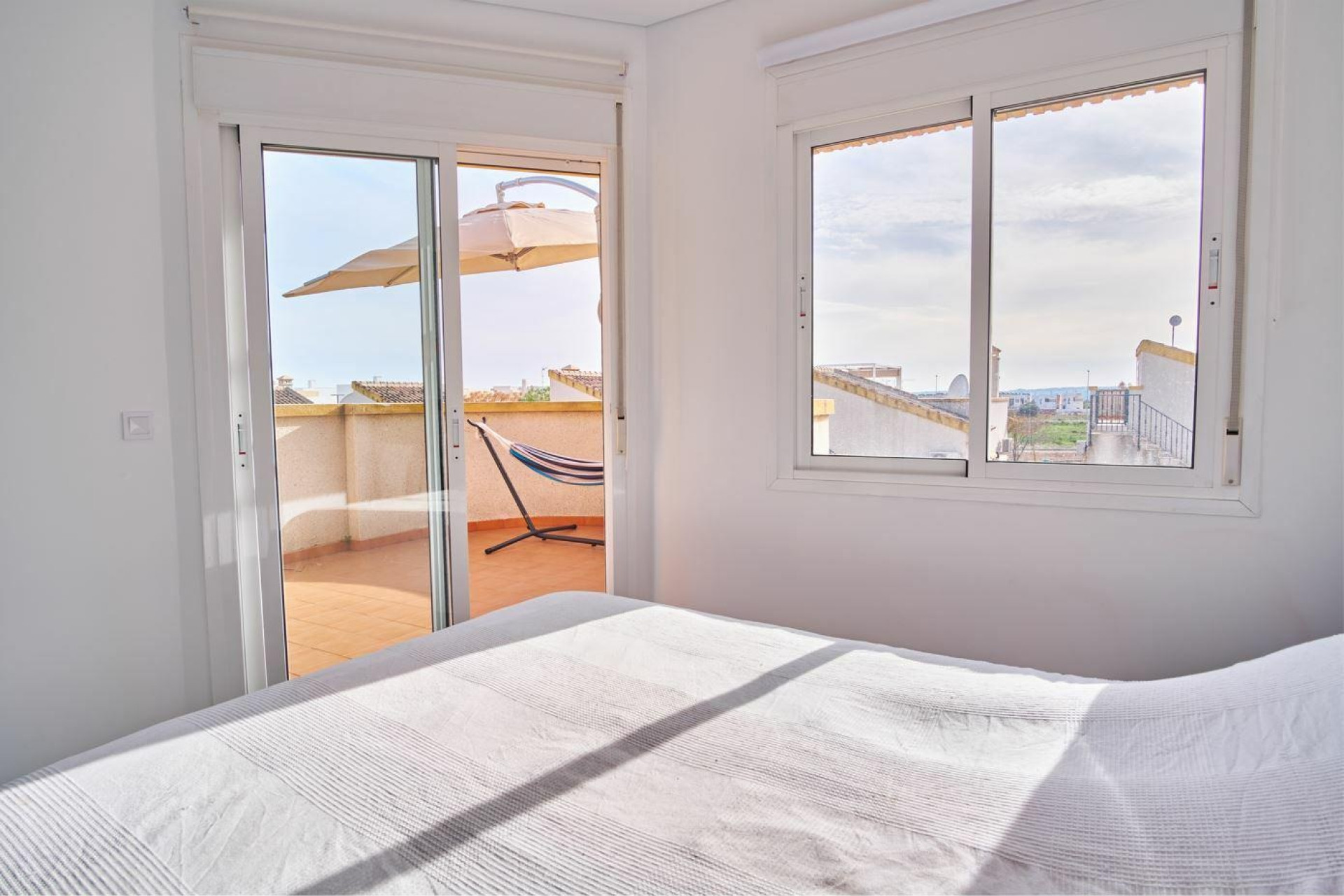 Reventa - Villa independiente - Los Montesinos - La Herrada
