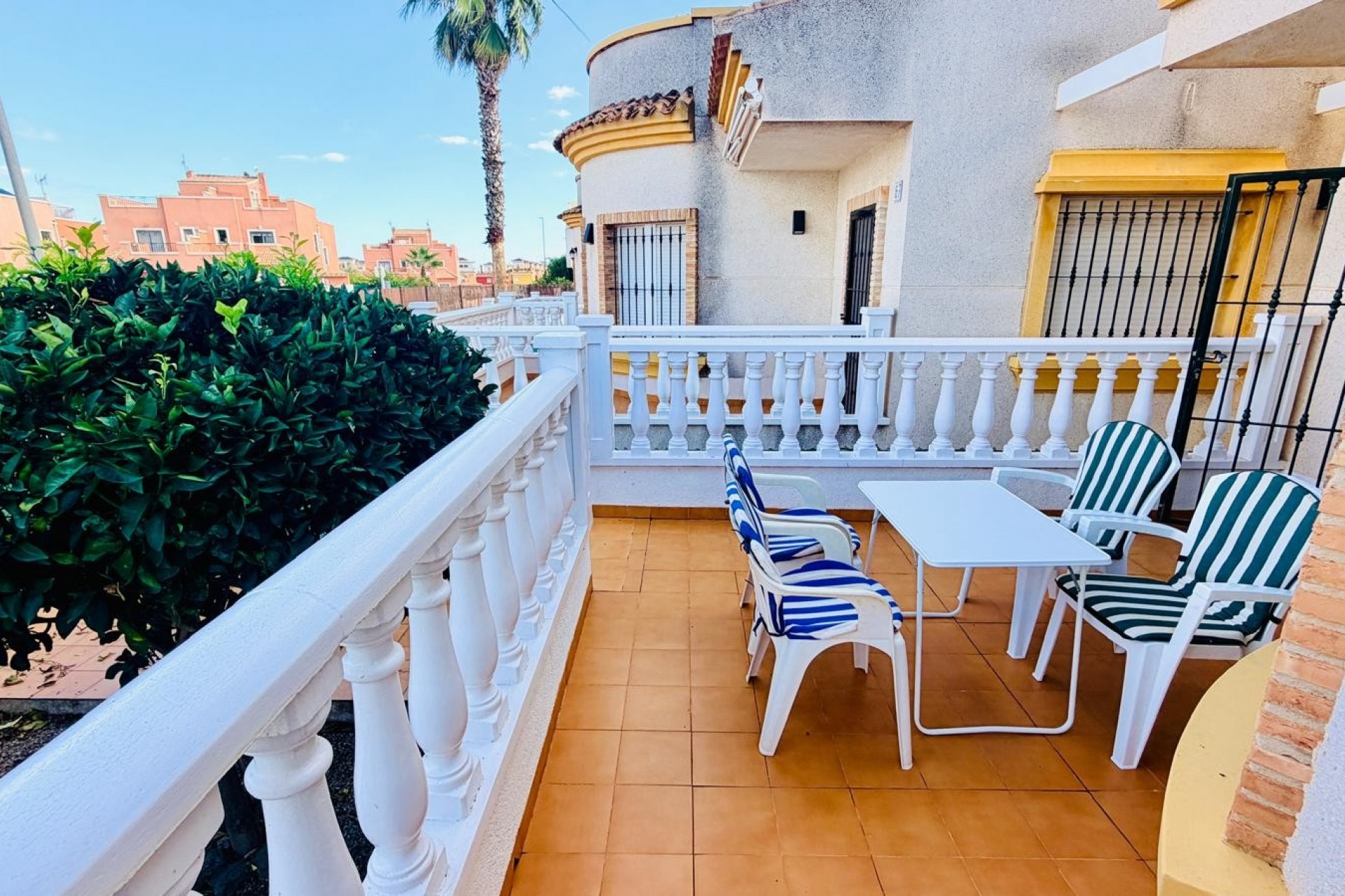 Reventa - Villa independiente - Los Montesinos - La Herrada