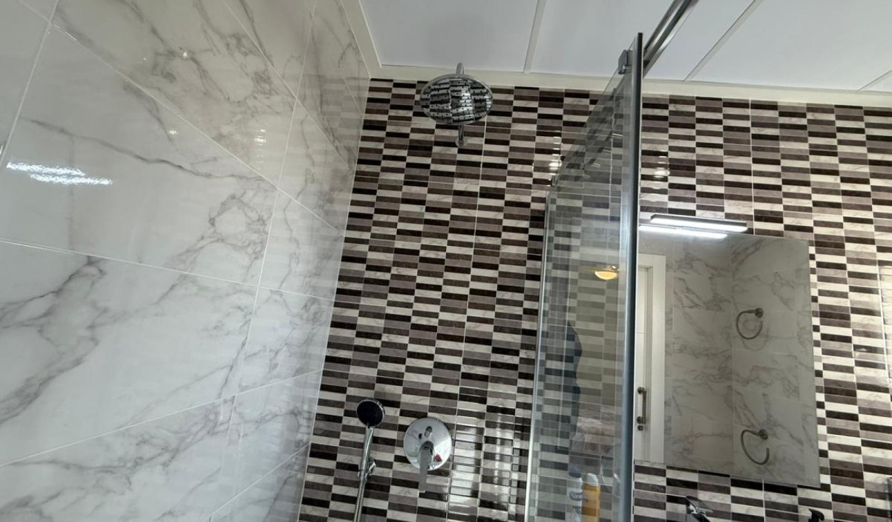 Reventa - Villa independiente - Los Montesinos