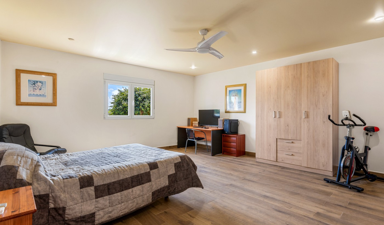 Reventa - Villa independiente - Los Montesinos