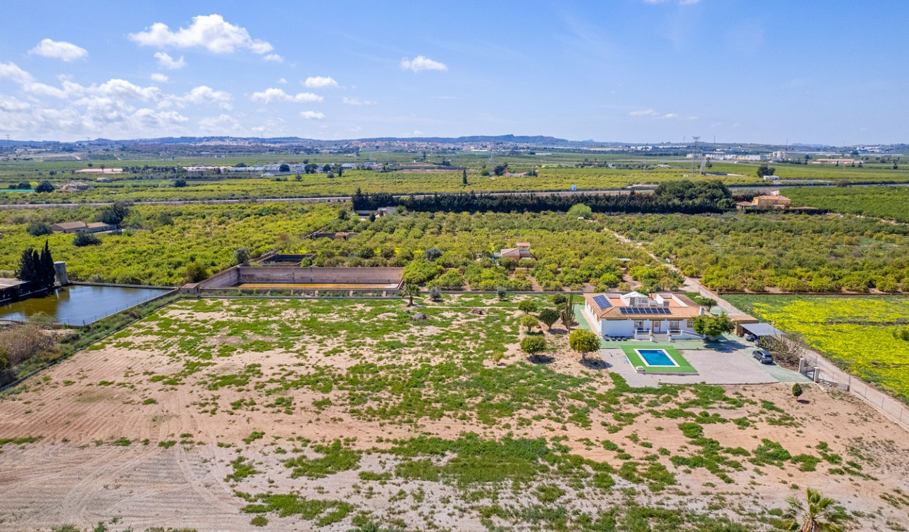 Reventa - Villa independiente - Los Montesinos