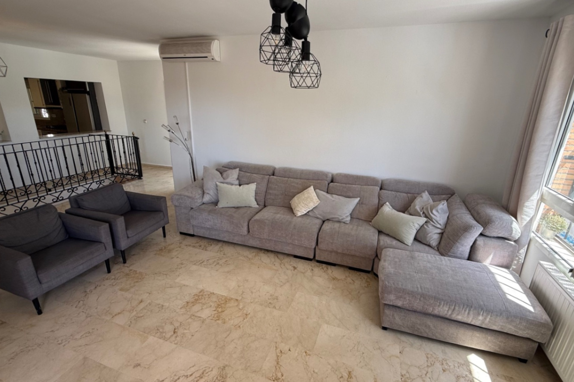 Reventa - Villa independiente - Orihuela - Costa Blanca