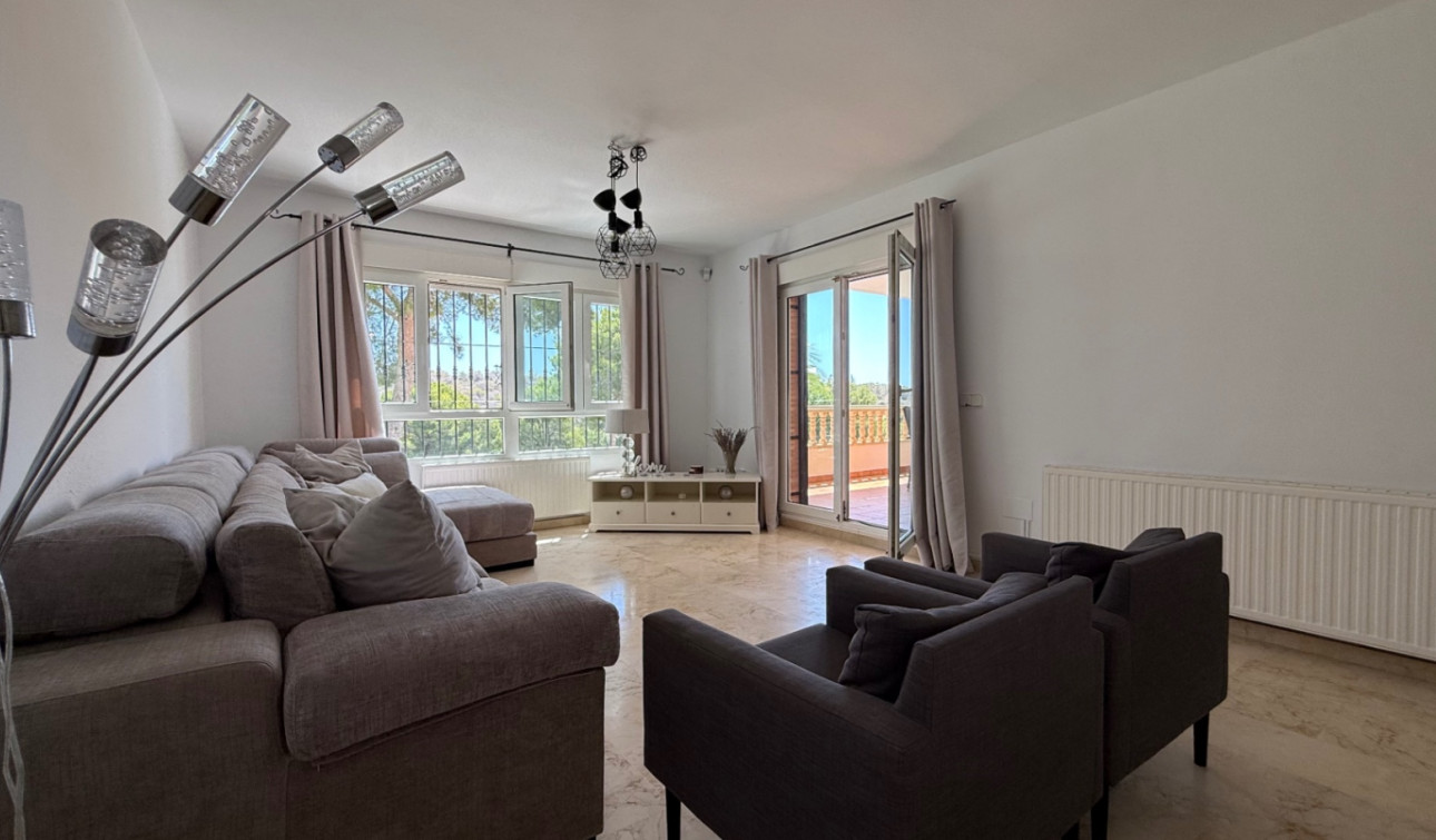 Reventa - Villa independiente - Orihuela - Costa Blanca