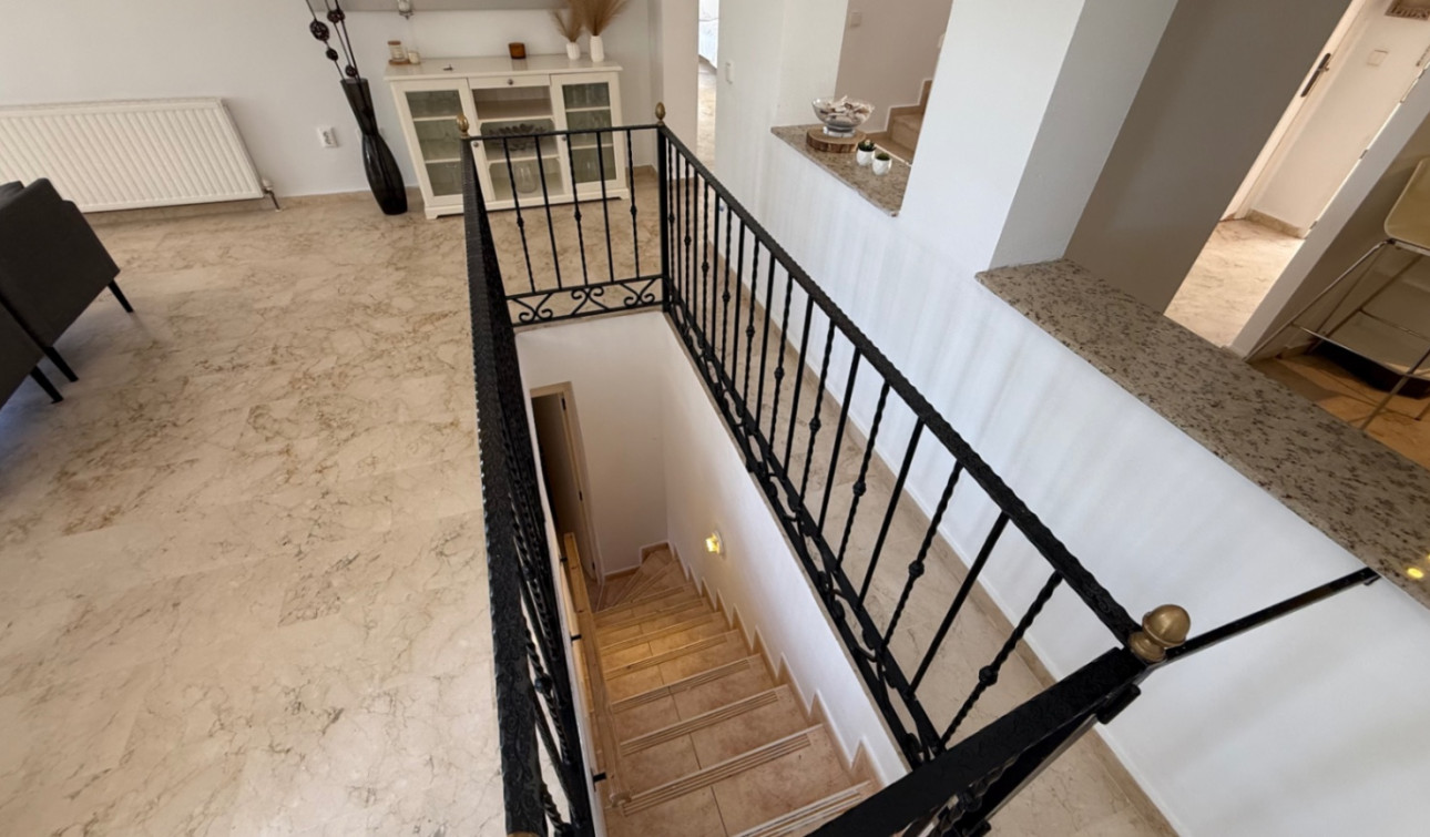 Reventa - Villa independiente - Orihuela - Costa Blanca