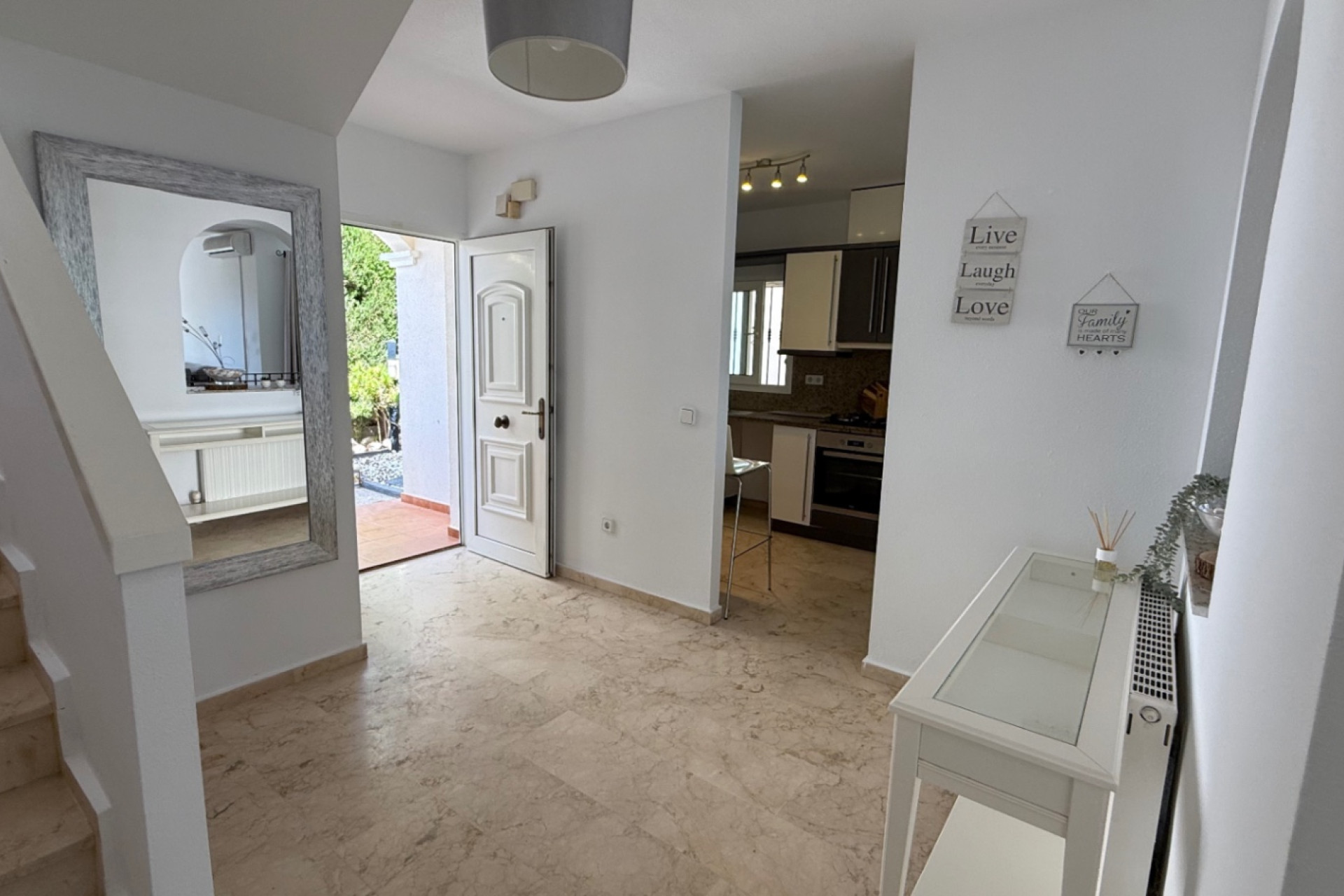 Reventa - Villa independiente - Orihuela - Costa Blanca
