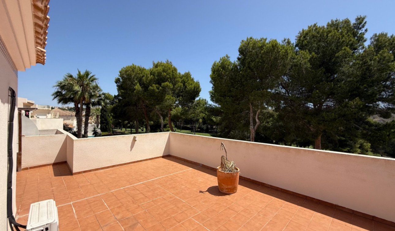 Reventa - Villa independiente - Orihuela - Costa Blanca