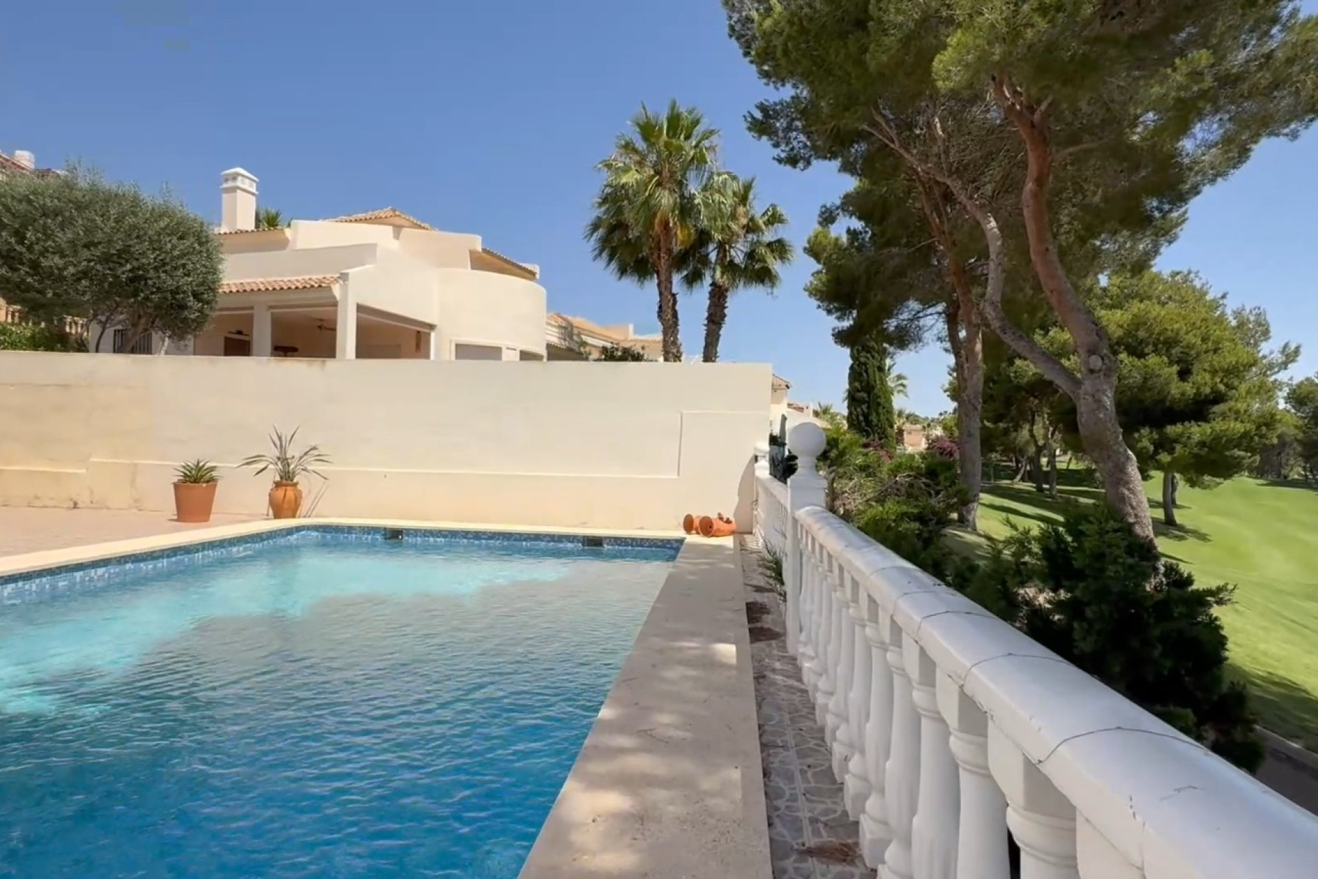 Reventa - Villa independiente - Orihuela - Costa Blanca