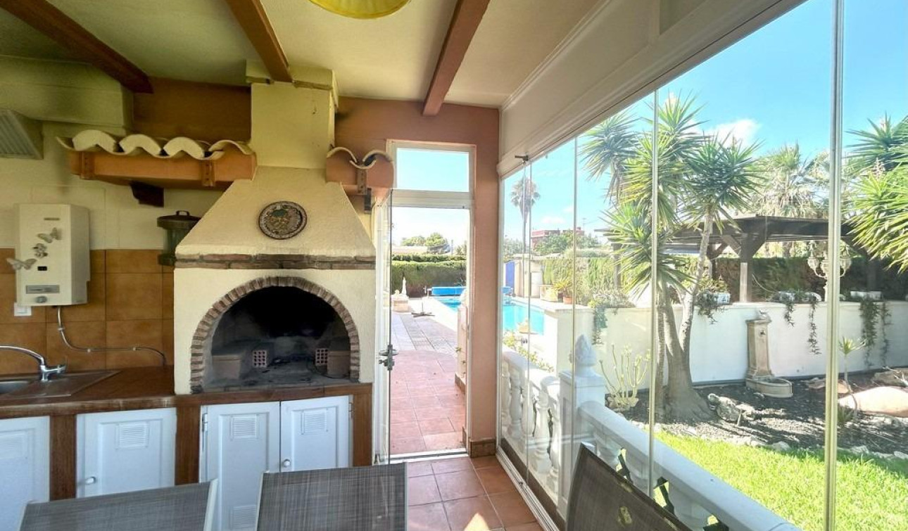 Reventa - Villa independiente - Orihuela Costa - Cabo Roig