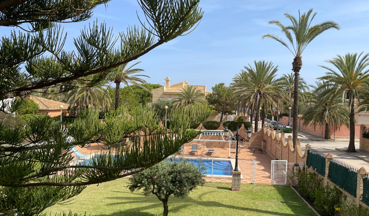 Reventa - Villa independiente - Orihuela Costa - Cabo Roig